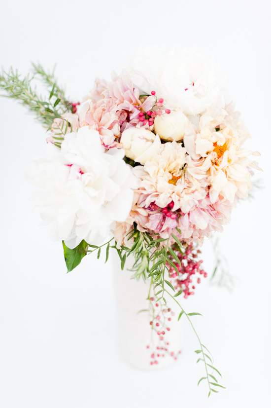 How to make the prettiest holiday centerpiece