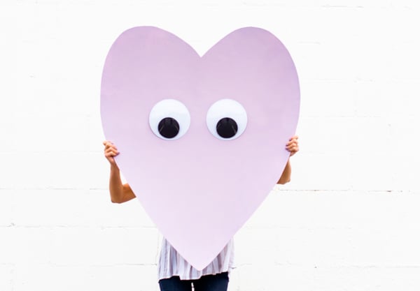 Giant Googly Eye Diy Heart Telegram For Valentines Day Giant Googly Eye Diy Heart Telegram For Valentines Day
