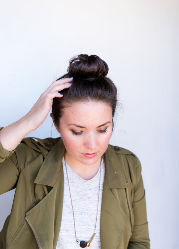 How to perfect your bun in 5 minutes or less (hair tutorial)