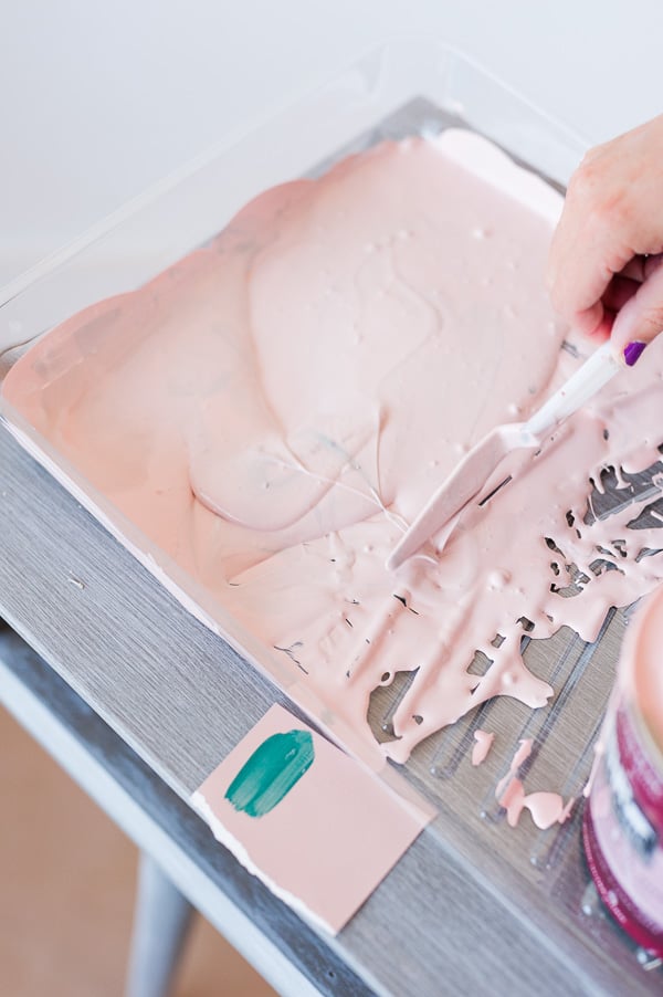 Mixing paints for custom paint colors