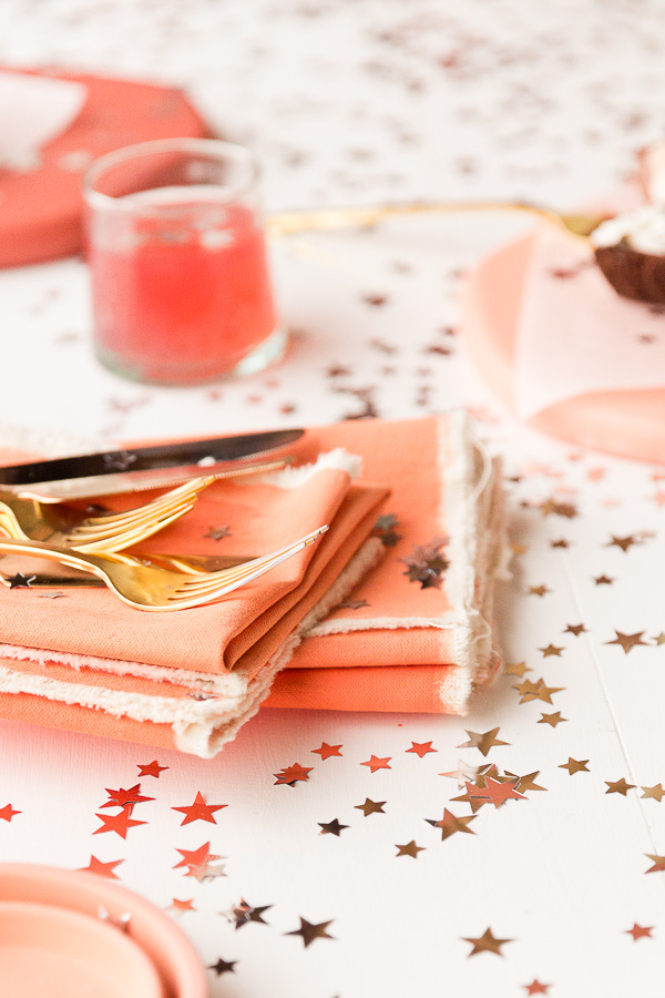 A Painted Pastels Summertime Pie Party + 3 More DIY Summer Entertaining Ideas