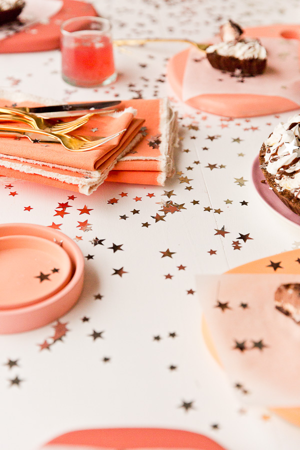 A Painted Pastels Summertime Pie Party + 3 More DIY Summer Entertaining Ideas