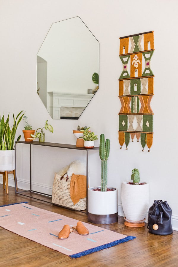 How to Customize a Plain Rug with Embroidery (DIY). #rug #diyrug #interior #entryway #neutrals #plantlife