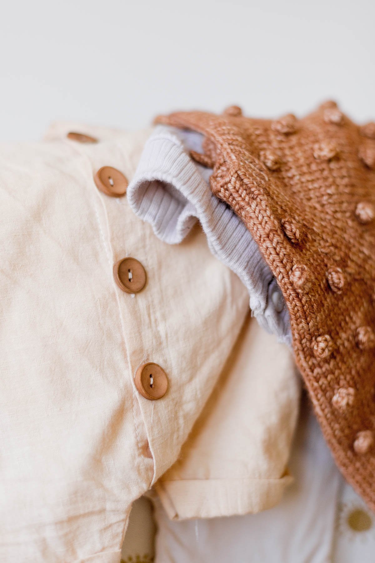 How to Dye Clothing Naturally (Techniques + Tutorial)