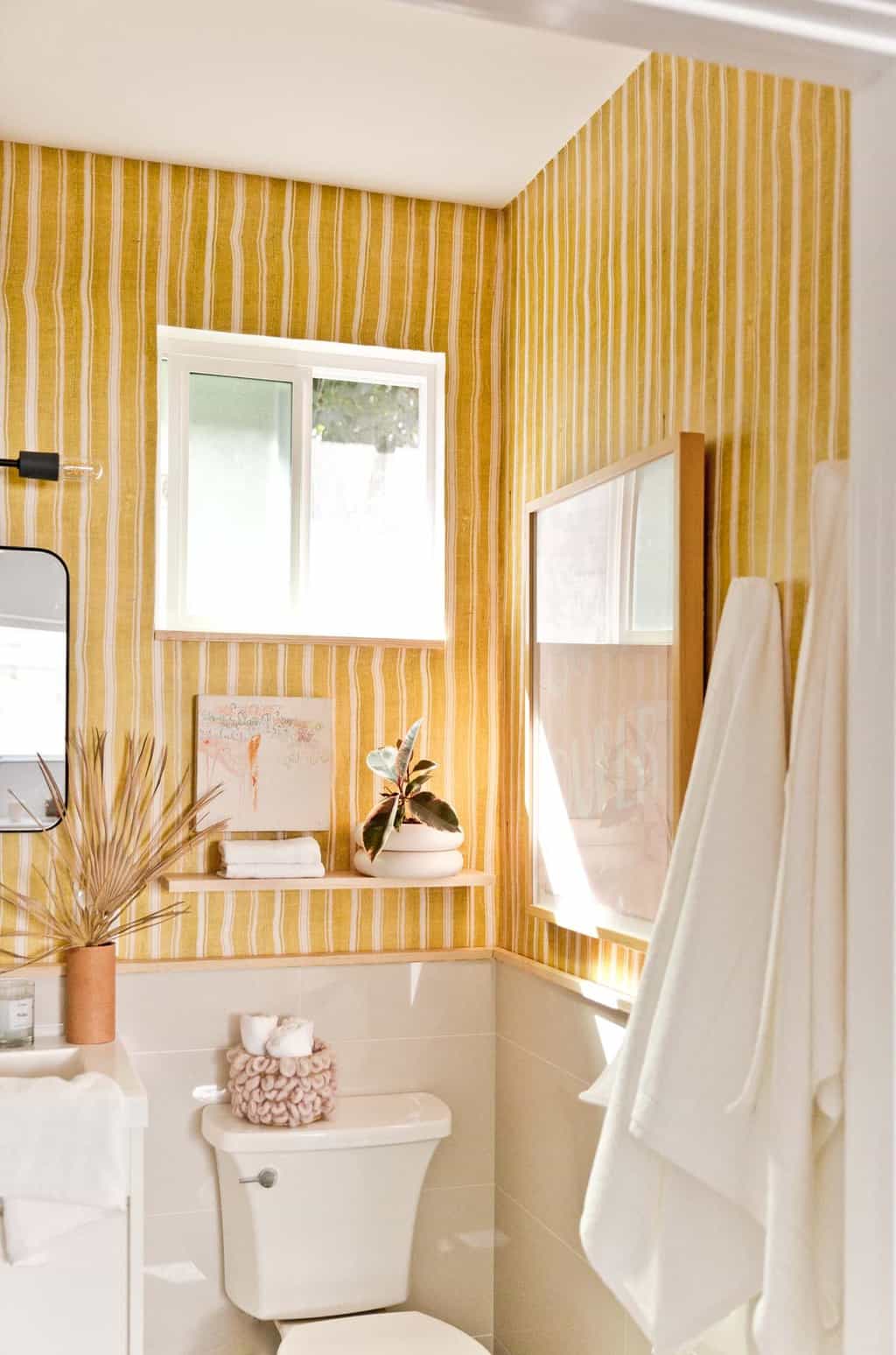 A Yellow Bathroom I Actually Love (Rental Bathroom Reveal)