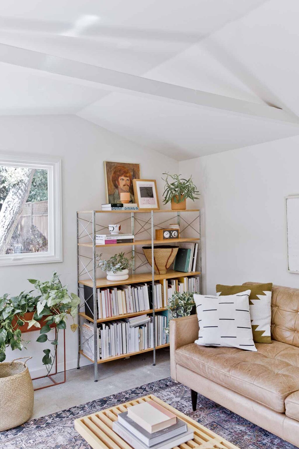 11 Tips for Book Shelf Styling Like a Pro Paper and Stitch