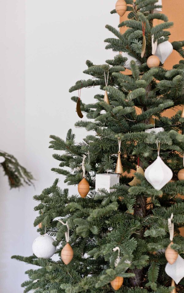 How to Make Plaster Ornaments (DIY) Paper and Stitch