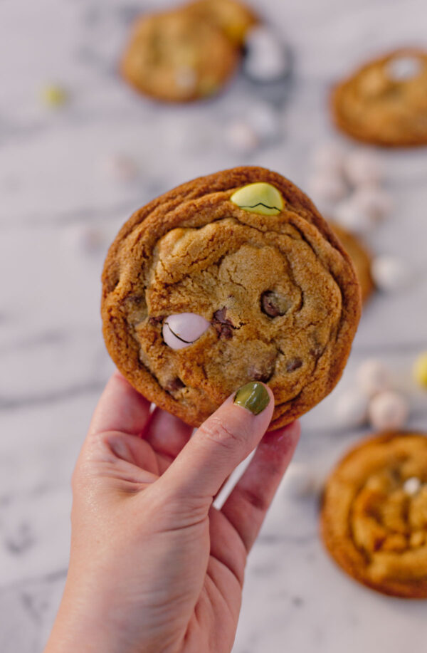 Delicious Cadbury Choc Chip Cookies Recipe